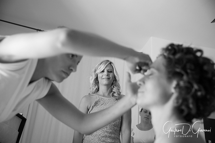 Matrimonio a Salina. Hotel signum. i preparativi degli sposi.