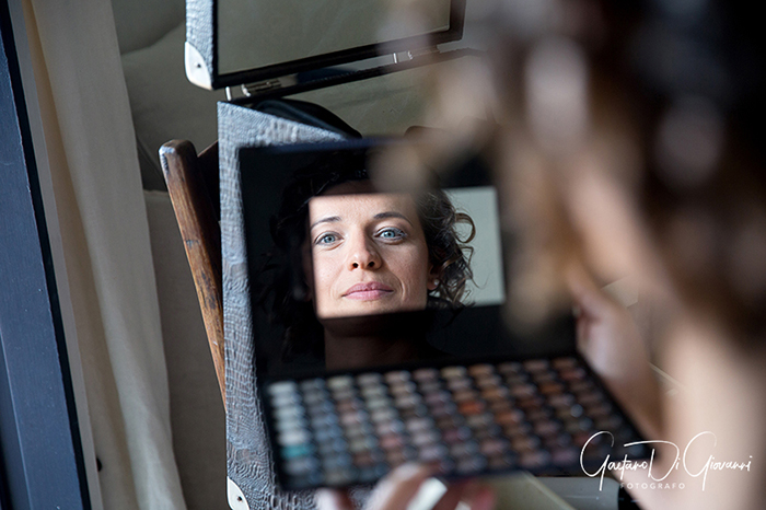 Matrimonio a Salina. Hotel signum. i preparativi degli sposi.