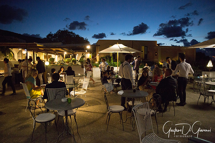 Matrimonio a Salina. festa hotel signum