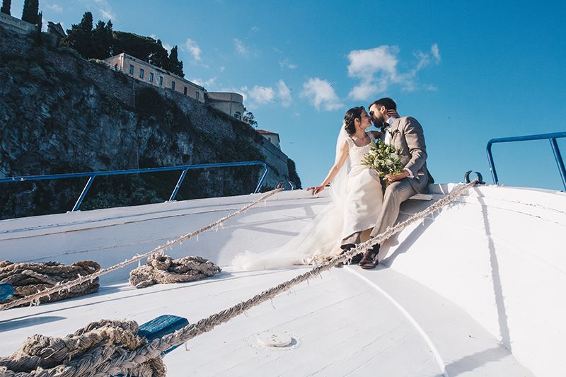 Matrimonio a Lipari: sposi in barca