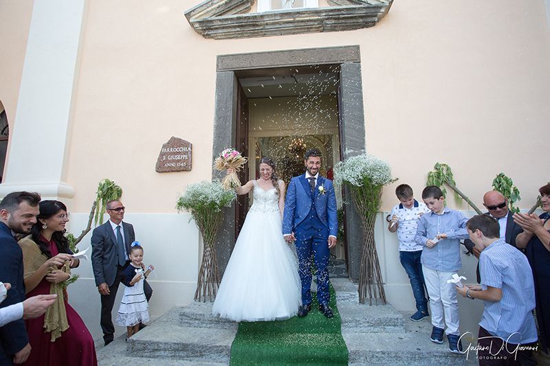 Matrimonio a Lipari: chiesa san giuseppe, uscita degli sposi