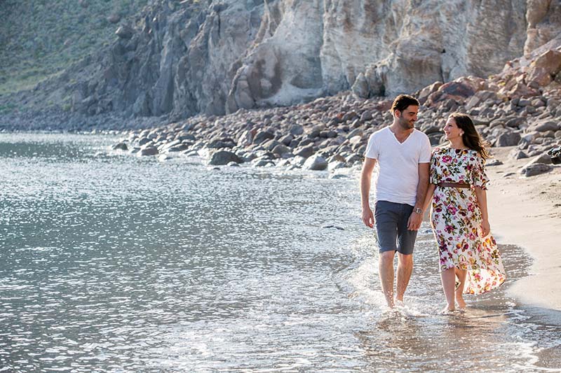 matrimonio a lipari ,sposi in spiaggia